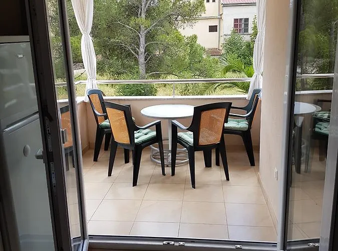 Branka * Starigrad Paklenica