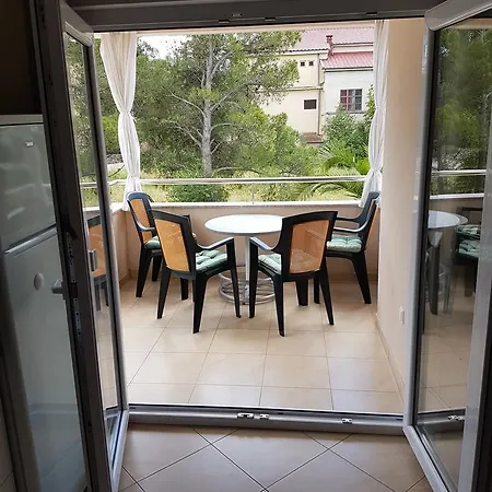 Branka * Starigrad Paklenica